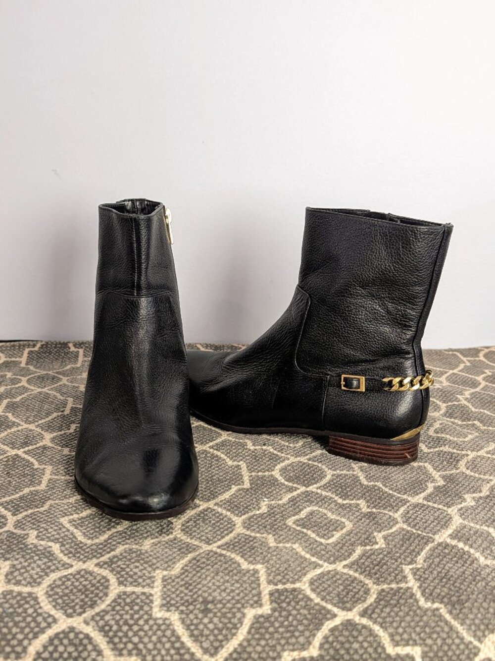 *CALVIN KLEIN Leather Ankle Boots Sz 7.5M